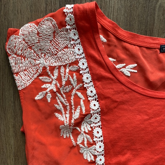 Anthropologie One.September Oversized Flowy Embroidered Top - Picture 2 of 15